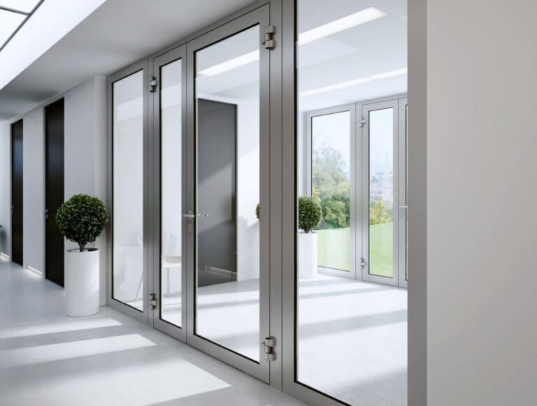 Двери алюминиевые 