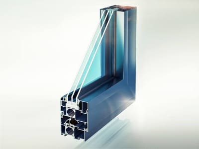 Особенности алюминиевого профиля для холодных балконов